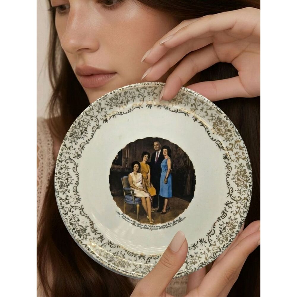Vintage 1960s Lyndon B Johnson LBJ Family Portrait Presidential Collector Plate